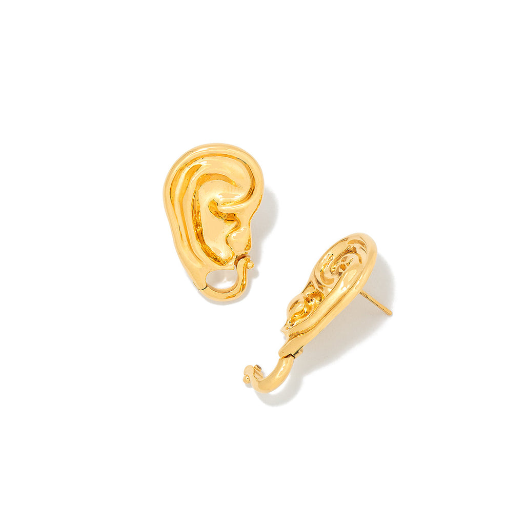 Minimalist Chic – Gold Clasp Earring