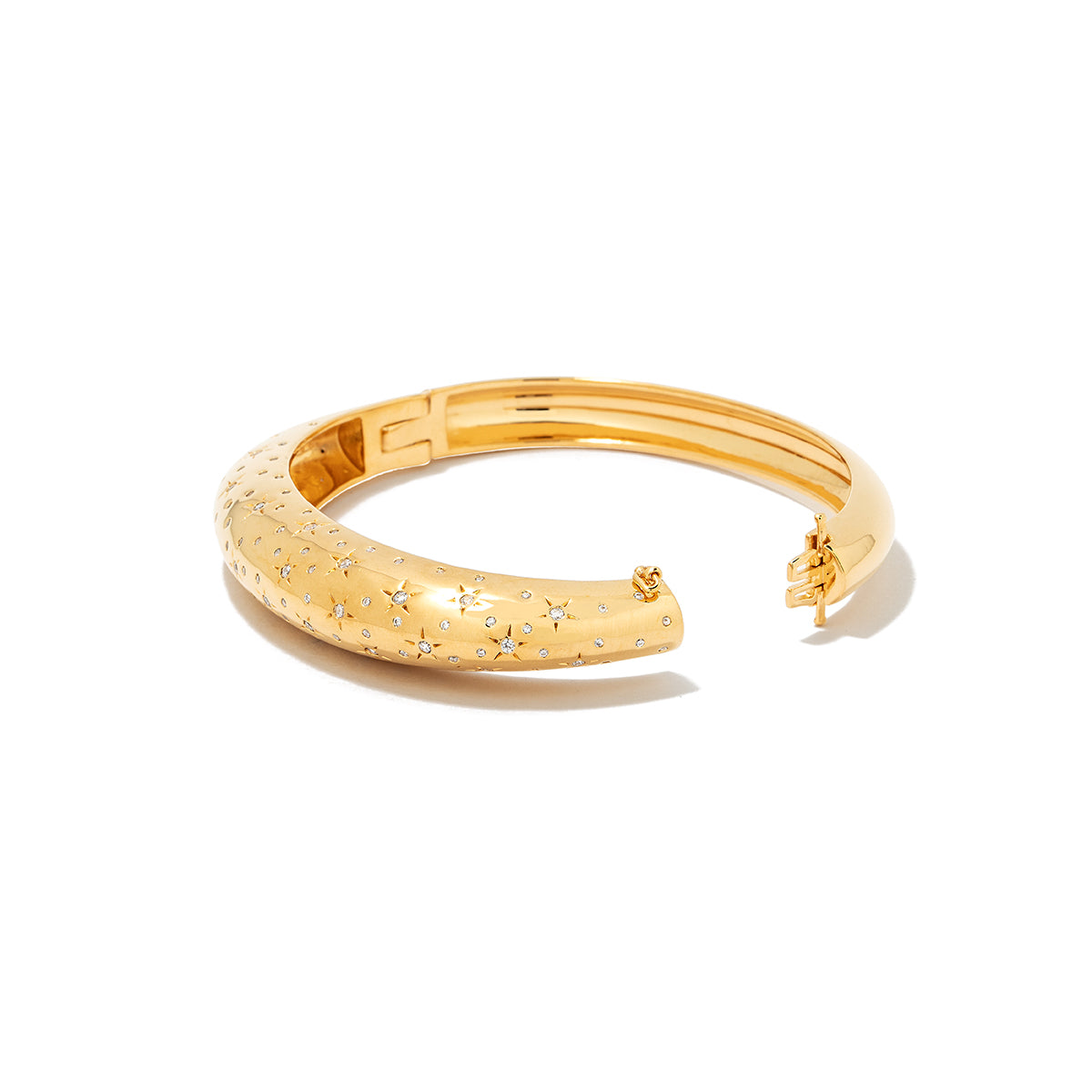 Gold Fizzy Bracelet – Add a Touch of Shine to Your Look