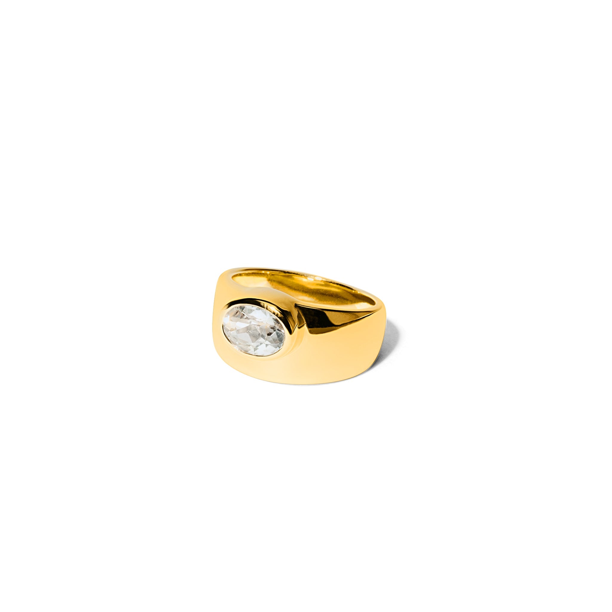 Zelda Ring – A Delicate Touch of Luxury