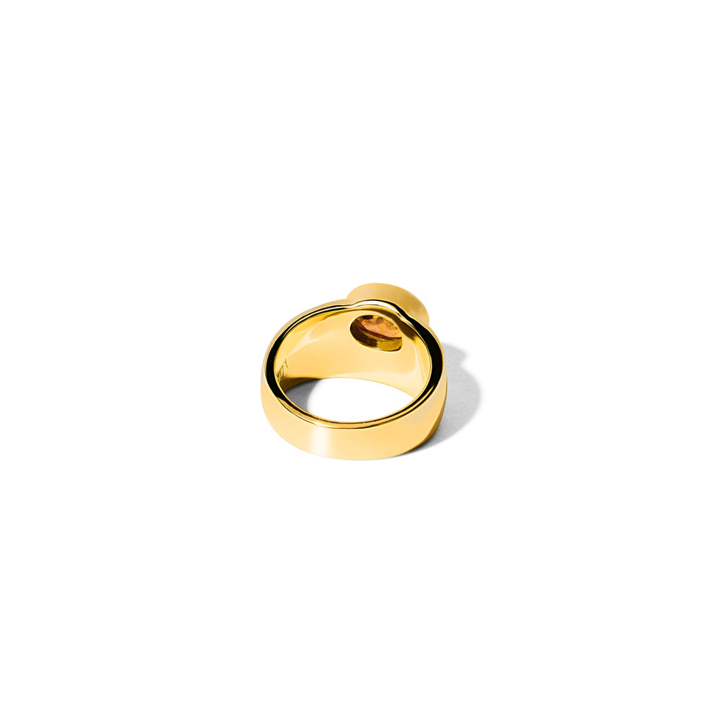 Zelda Ring – A Delicate Touch of Luxury